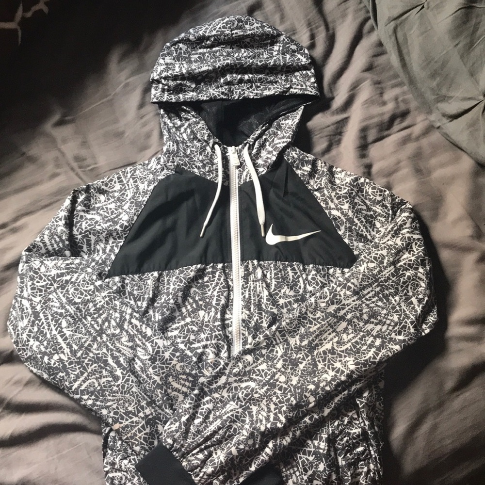 Nike windbreaker